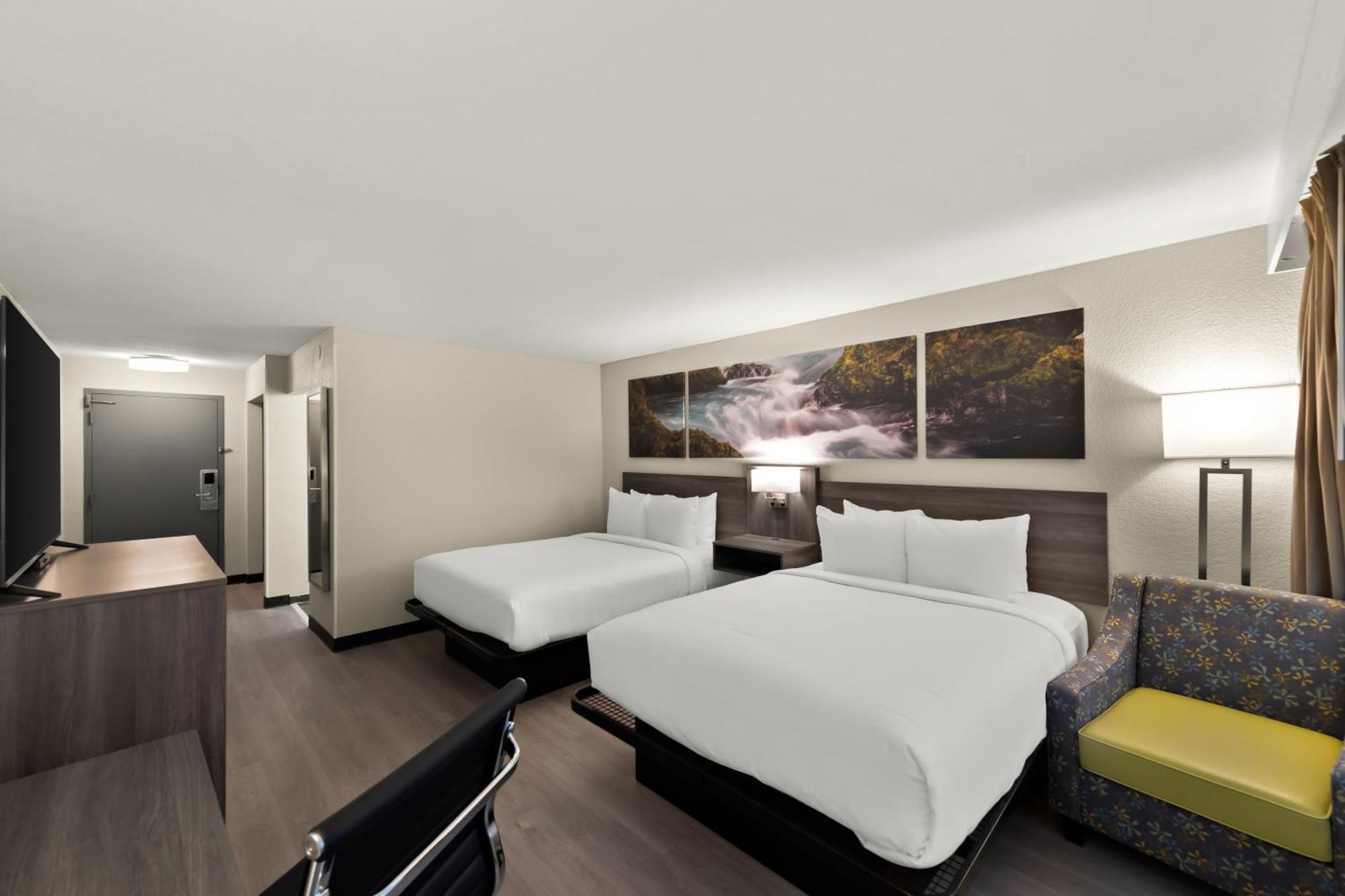 Hotel Clarion Pointe Rhinelander Downtown Zewnętrze zdjęcie