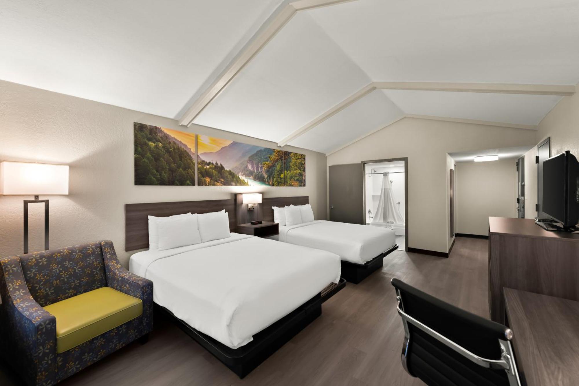 Hotel Clarion Pointe Rhinelander Downtown Zewnętrze zdjęcie