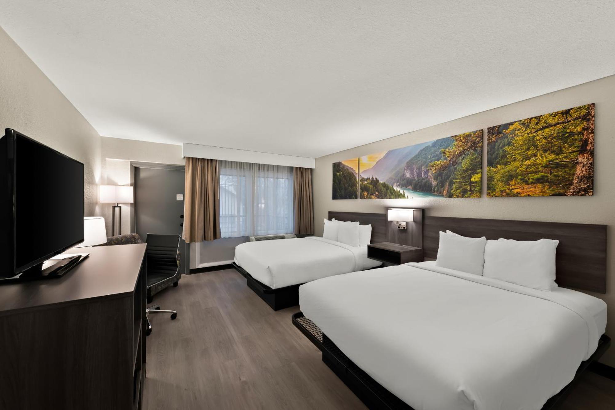 Hotel Clarion Pointe Rhinelander Downtown Zewnętrze zdjęcie