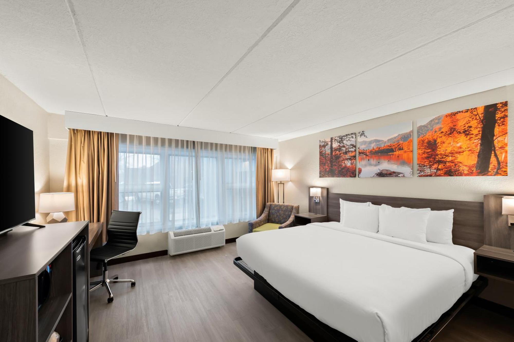 Hotel Clarion Pointe Rhinelander Downtown Zewnętrze zdjęcie